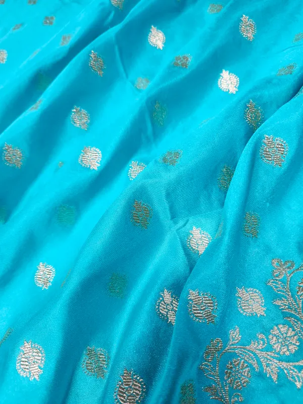 Turquoise_Woven_Zari_Motif_Saree_for_Women