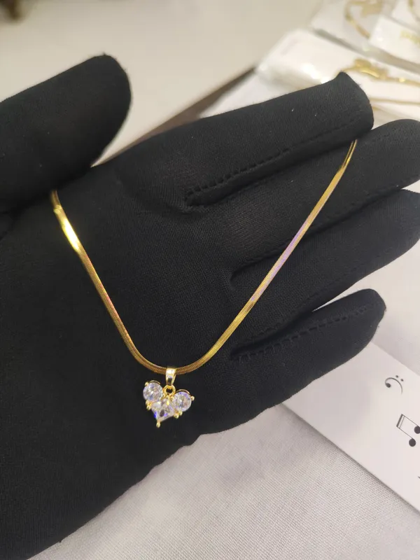 Gold_Stainless_Steel_Anti_Tarnish_Heart_Pendant_Necklace_For_Women