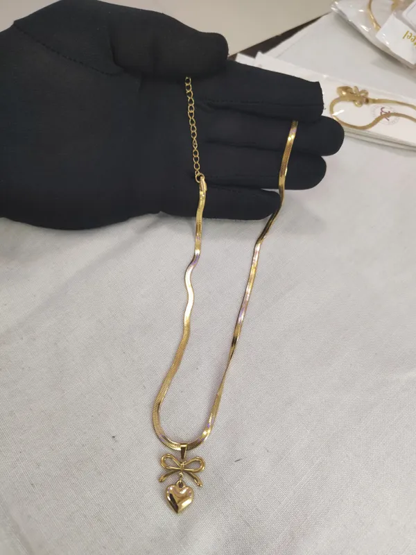 Gold_Tone_Bow_Heart_Pendant_Necklace_for_Women