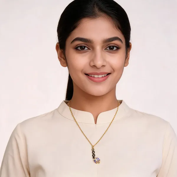 Gold_Stainless_Steel_Pendant_Necklace_For_Women