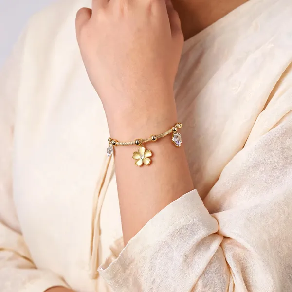 Gold_Stainless_Steel_Anti_Tarnish_Charm_Bracelet_For_Women