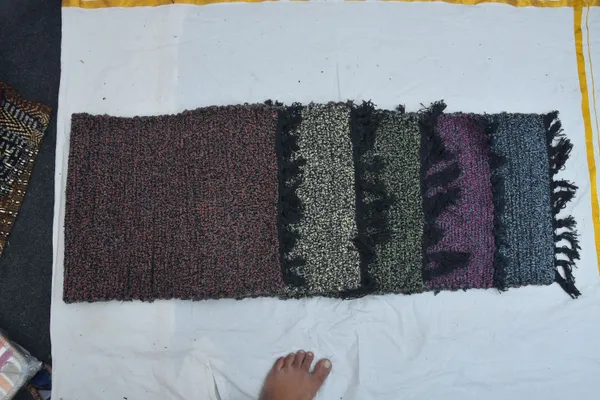 Woven_Fringe_Scarf_For_Women