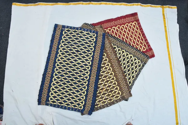 Woven_Geometric_Pattern_Table_Mat