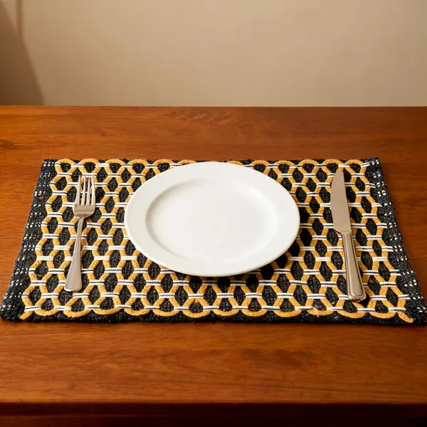Woven_Fabric_Geometric_Pattern_Table_Placemat