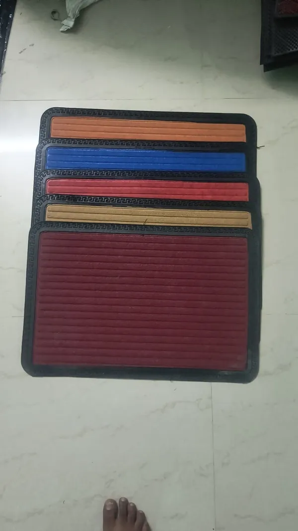 Textured_Stripe_Pattern_Doormat