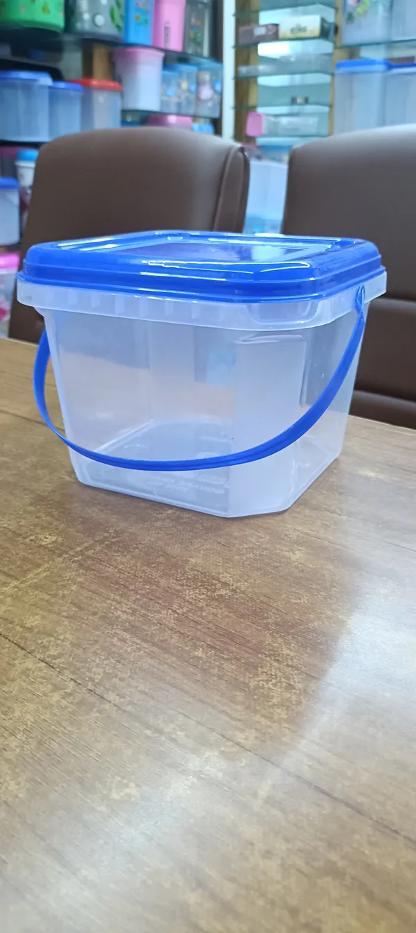 Plastic_Multipurpose_Storage_Bucket_With_Lid_Pack_Of__6