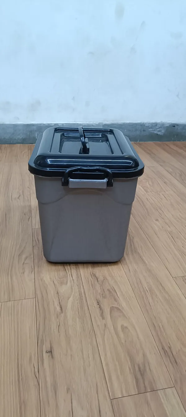 Plastic_Rectangular_Lidded_Trash_Bin_Pack_Of__2