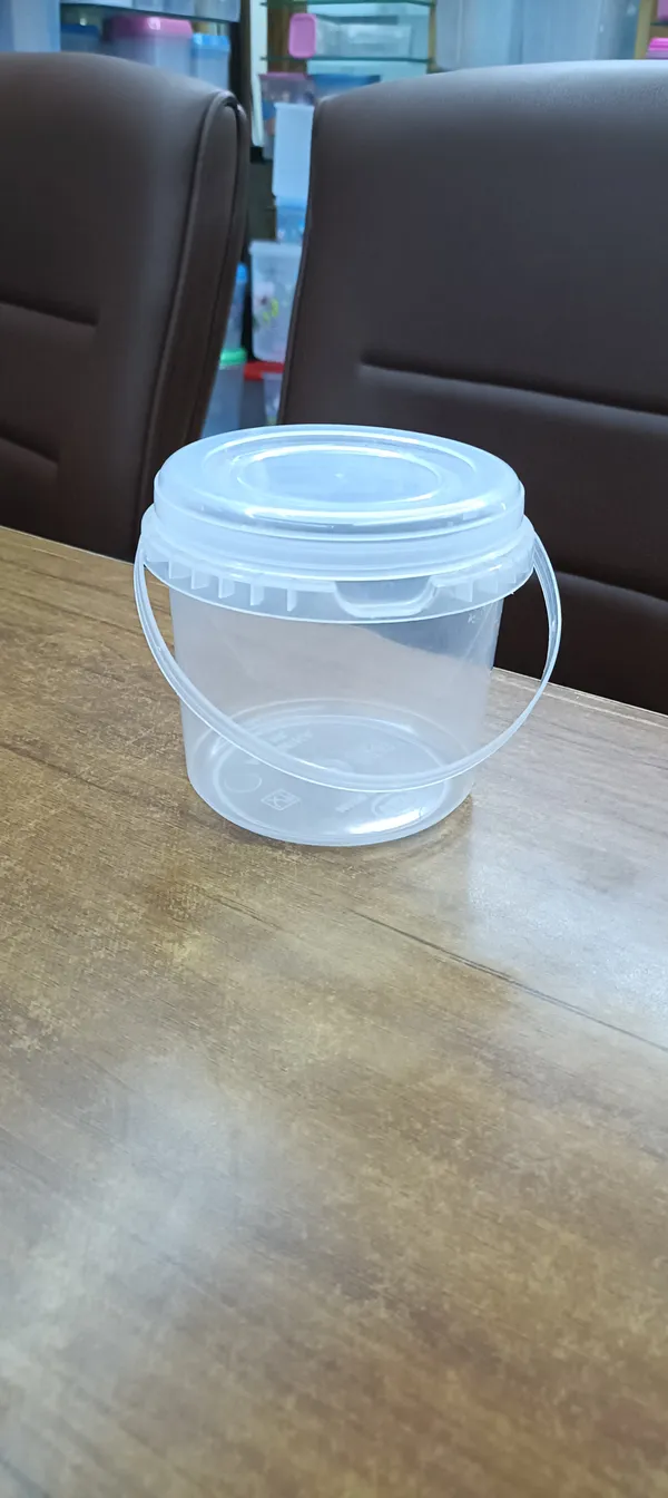 Transparent_Plastic_Storage_Bucket_With_Lid_And_Handle_Pack_Of__12