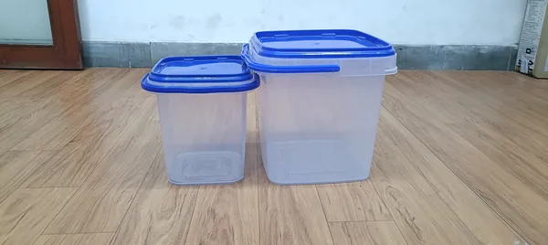 Plastic_Stackable_Storage_Container_Set_With_Blue_Lids_Pack_Of__2