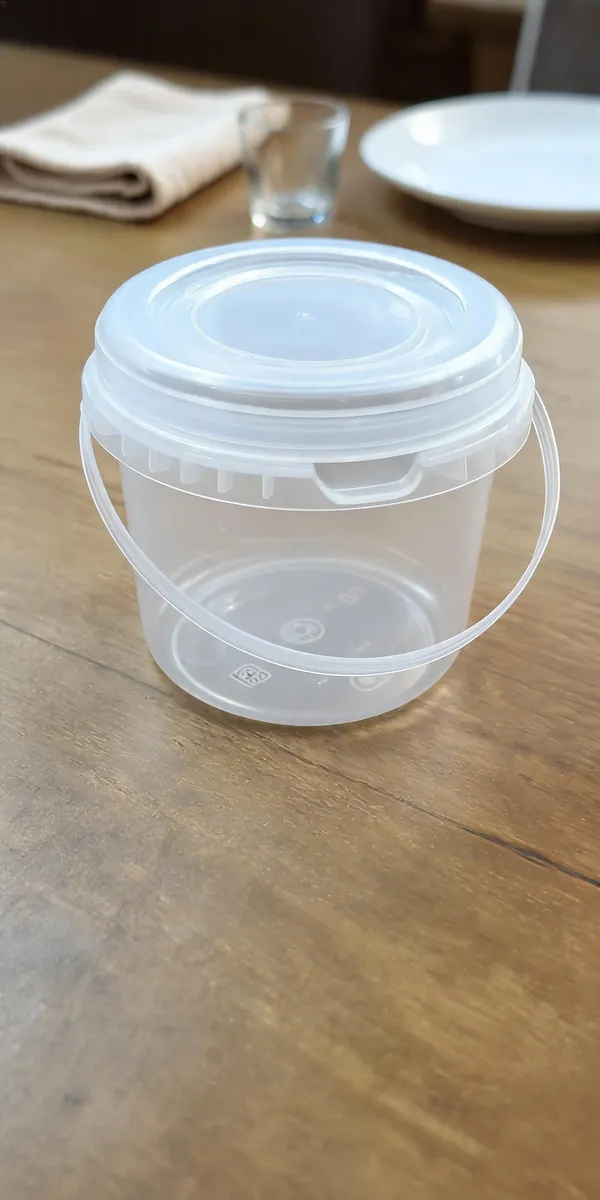 Transparent_Plastic_Storage_Bucket_With_Lid_And_Handle_Pack_Of__12