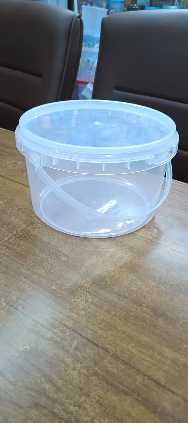 Plastic_Round_Storage_Bucket_With_Lid_Pack_Of__6