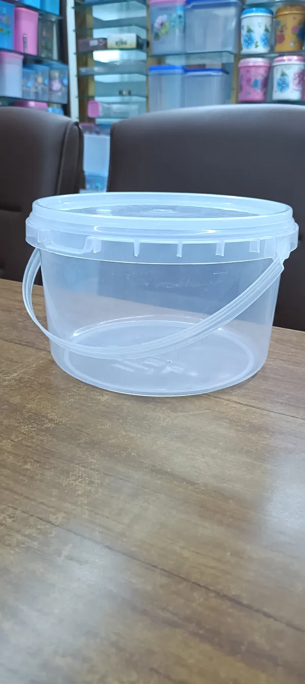 Plastic_Round_Storage_Bucket_With_Lid_Pack_Of__6