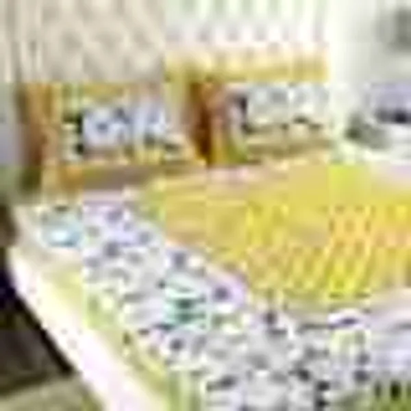 Microfiber_King_Fitted_Elastic_240_Tc_Printed_1_Bedsheet_With_2_Pillow_Covers
