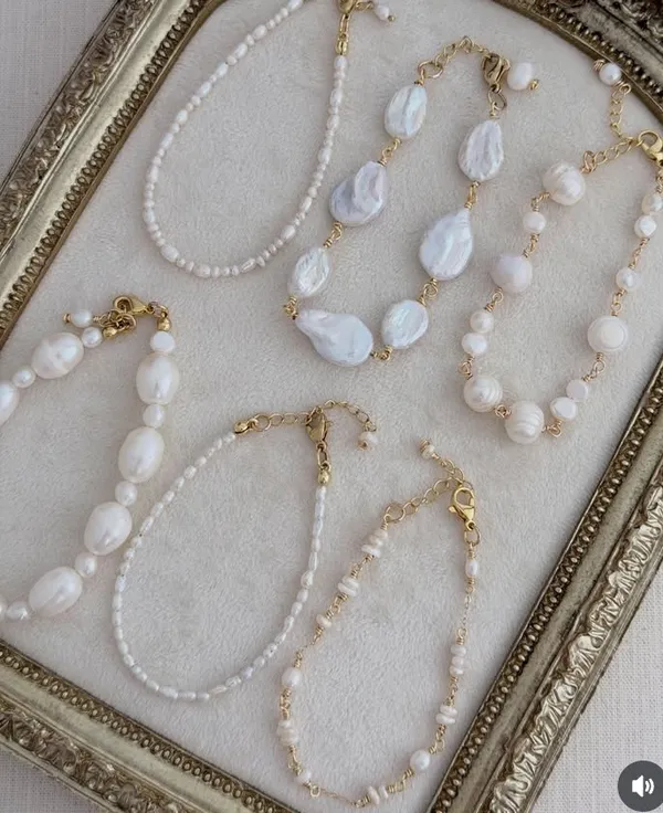 White_Pearl_Jewellery_Set_for_Women