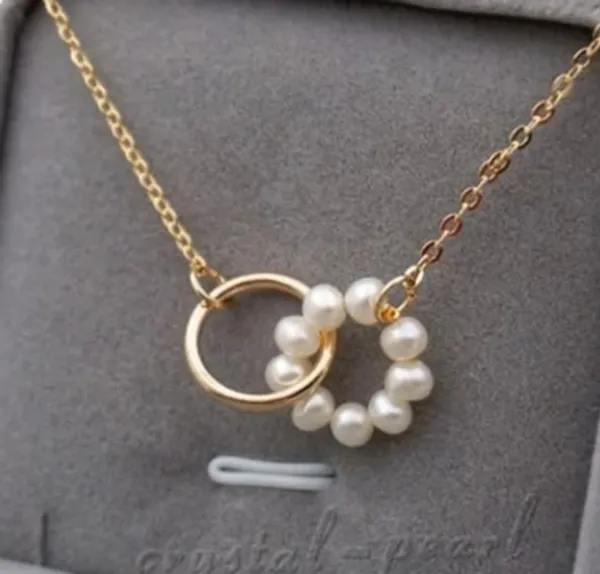 Gold_Tone_Pearl_Circle_Pendant_Necklace_for_Women