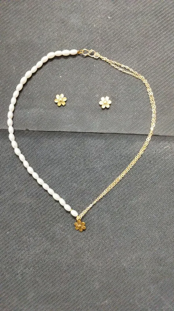 Golden_Stainless_Steel_Necklace_With_Earing_For_Women_Pack_Of_2