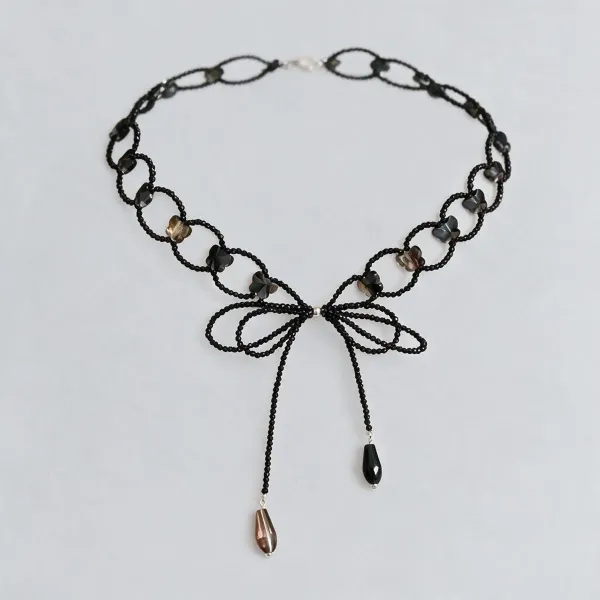 Black_Pearls_And_Stones_Necklace_For_Women