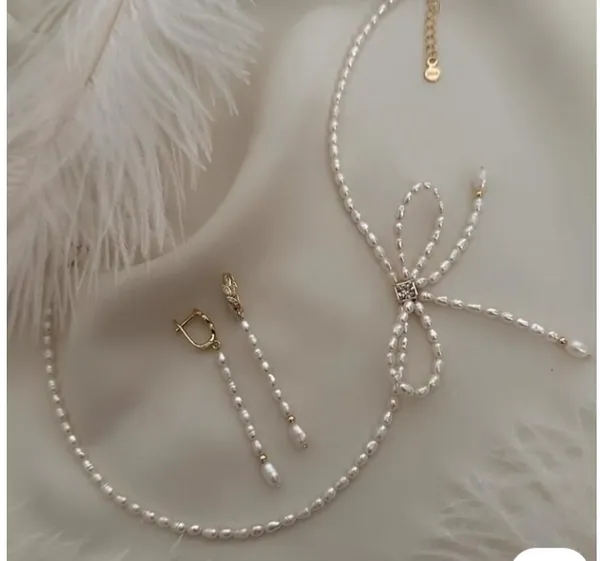 White_Pearl_Necklace_And_Earrings_Set_for_Women