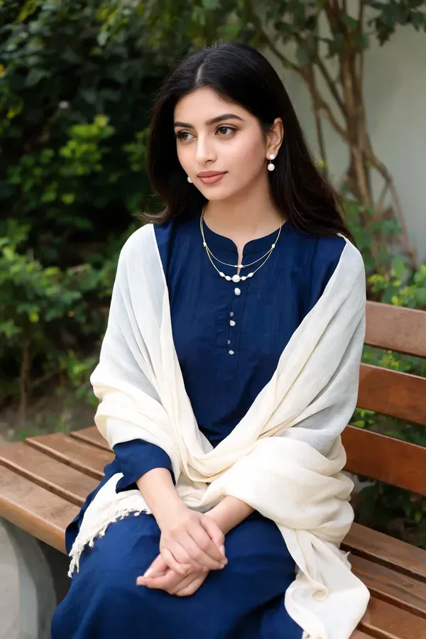 Golden_Stainless_Steel_Necklace_With_Earing_For_Women