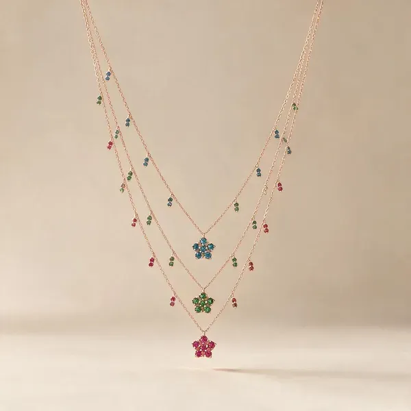 Golden_Pearls_And_Stones_Necklace_For_Women