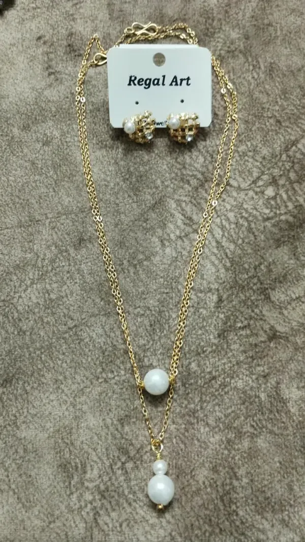 Golden_Stainless_Steel_Necklace_With_Earing_For_Women