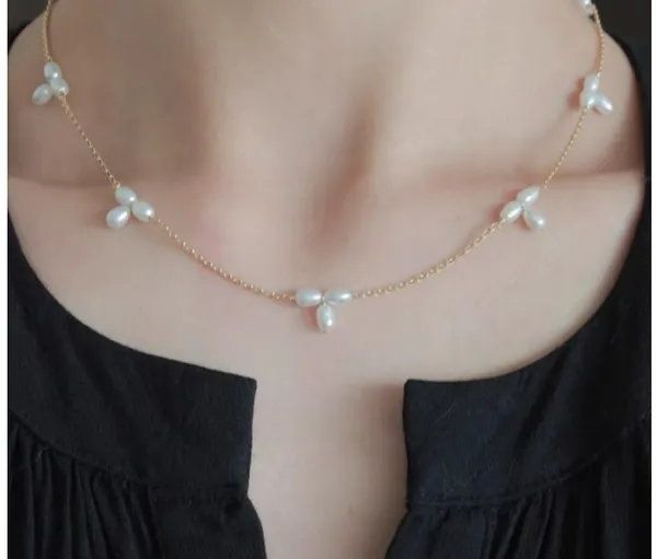 Gold_Tone_Pearl_Cluster_Necklace_for_Women