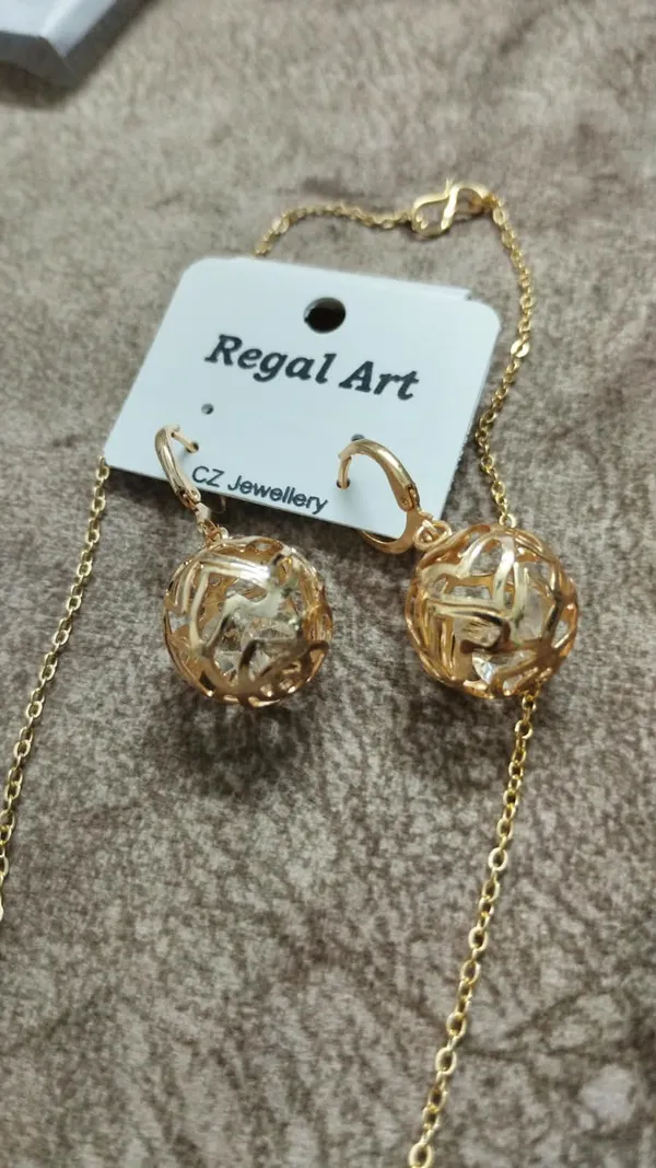 Gold_Tone_Abstract_Necklace_And_Earrings_Set_for_Women
