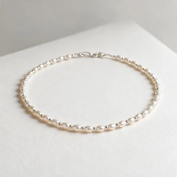 Silver_Pearls_And_Stones_Necklace_For_Women
