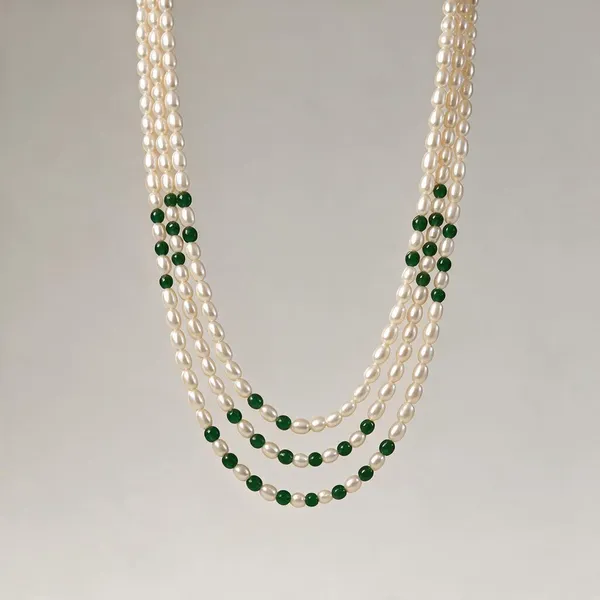 White_Pearls_And_Stones_Necklace_For_Women
