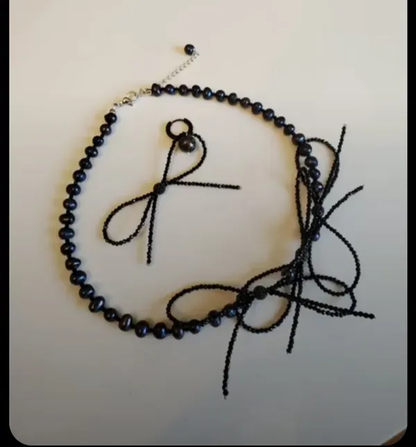 Black_Pearls_And_Stones_Necklace_With_Earing_For_Women