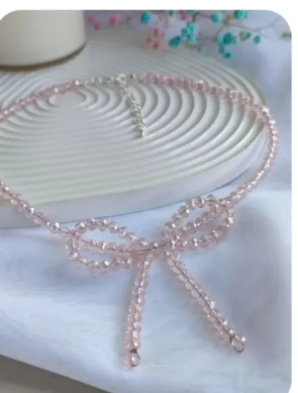 Pink_Pearls_And_Stones_Necklace_For_Women