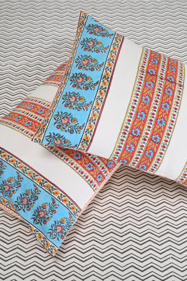 Percale_Cotton_Block_Print_White_King_Size_Bedsheet