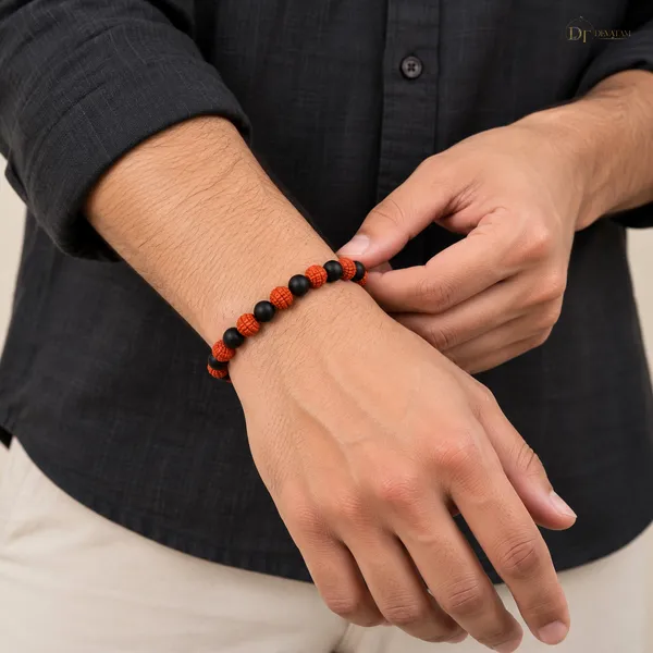 karungali_and_Rudraksha_Bracelet_Unisex