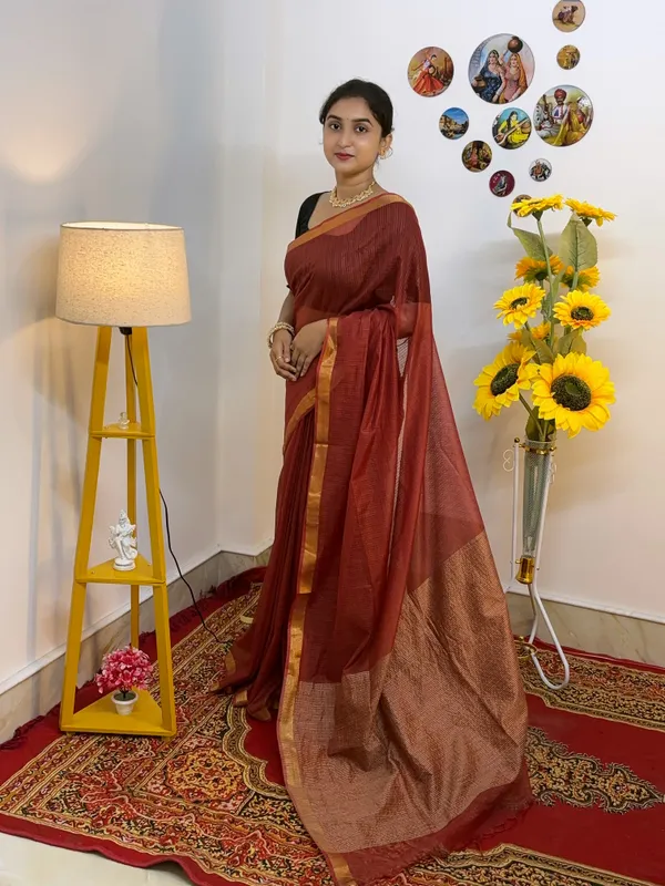 Maroon_Woven_Ethnic_Saree_for_Women
