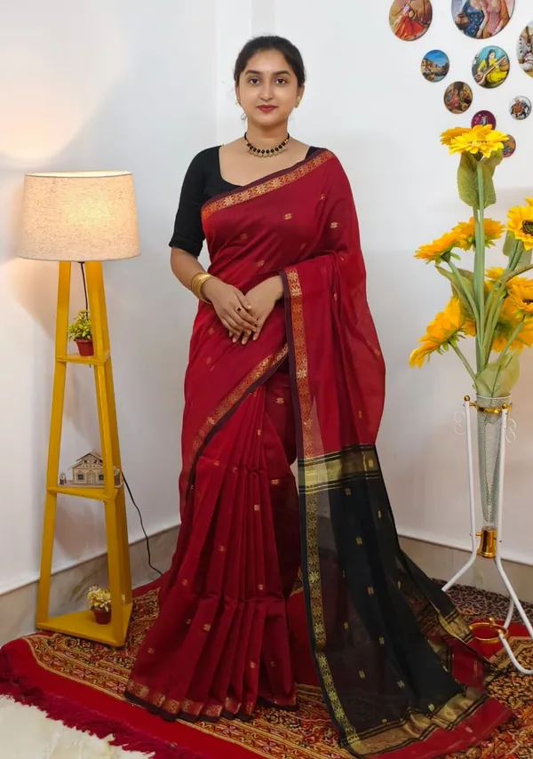 Red_semi_maheshwari_saree_