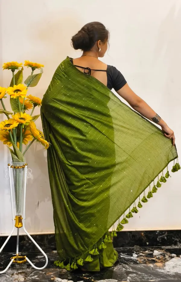 Olive_Green_Masrise_Cotton_Woven_Traditional_Saree_For_Women