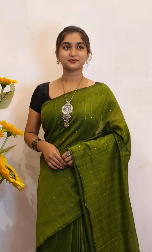 Olive_Green_Masrise_Cotton_Woven_Traditional_Saree_For_Women