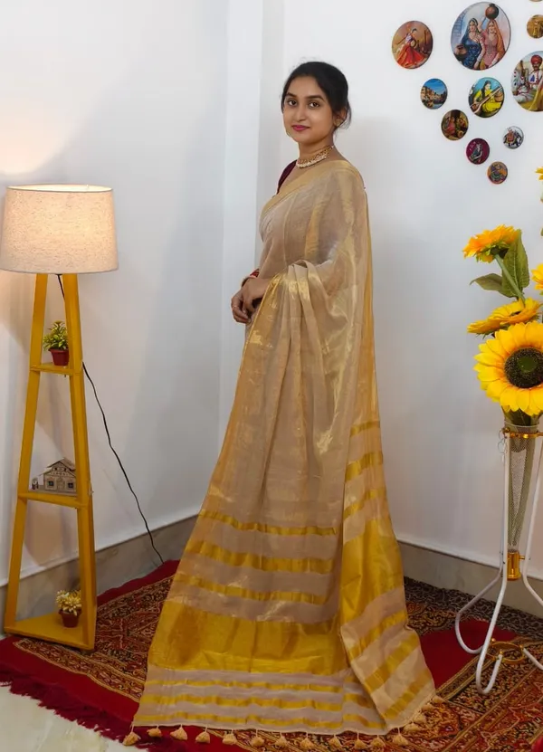 Beige_tissue_cotton_saree