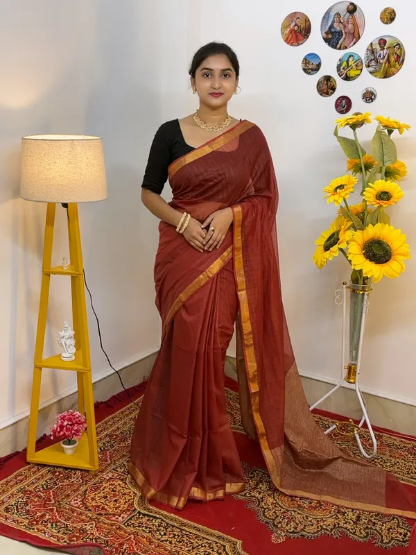 Maroon_Woven_Ethnic_Saree_for_Women