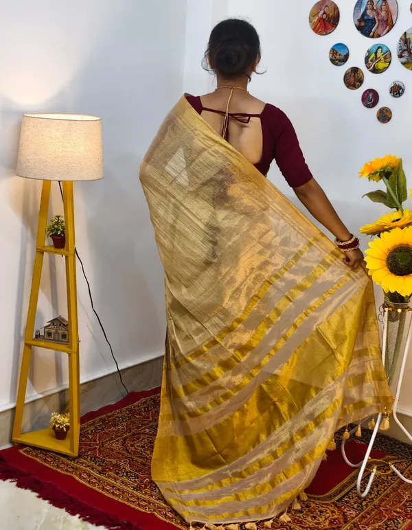Beige_tissue_cotton_saree
