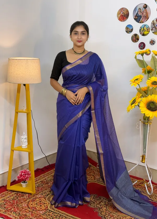 Blue_Contrast_Border_Saree_for_Women