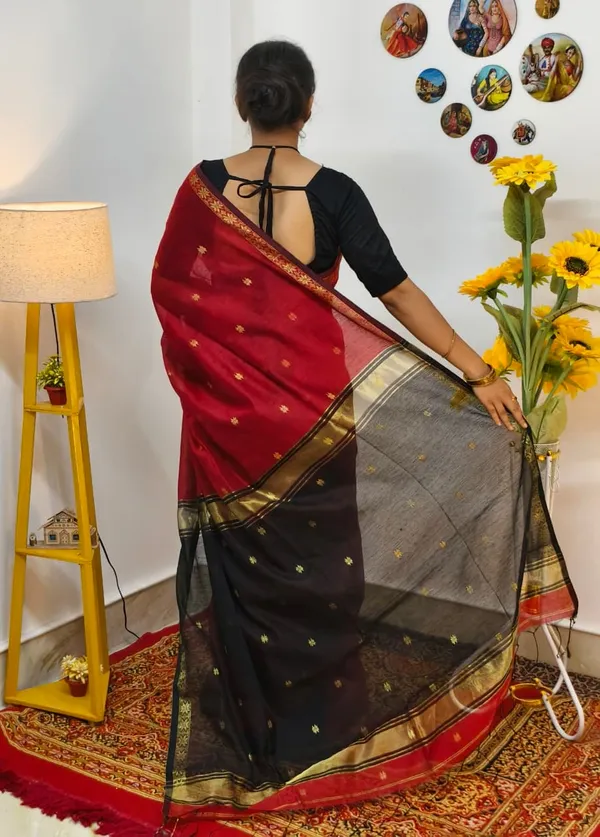 Red_semi_maheshwari_saree_
