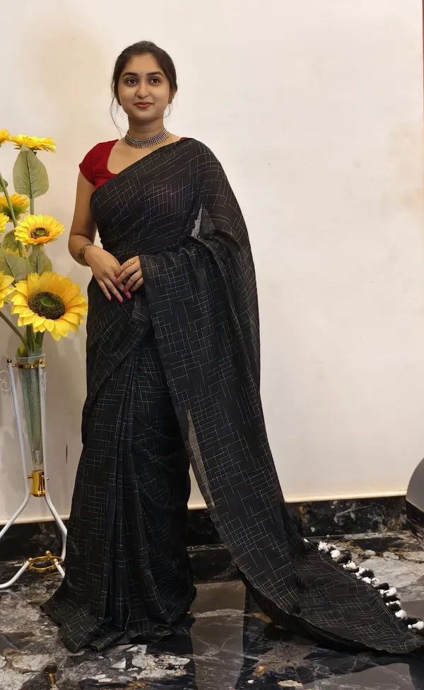 Black_Masrise_Cotton_Geometric_Print_Saree_For_Women