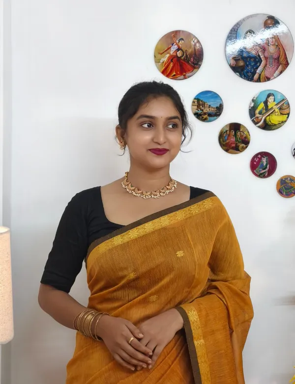 Mustard_Yellow_and_pink_semi_maheshwari_saree_