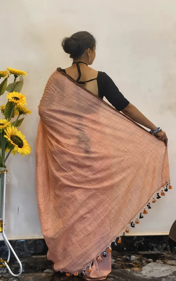 Peach_Masrise_Cotton_Woven_Pattern_Saree_For_Women