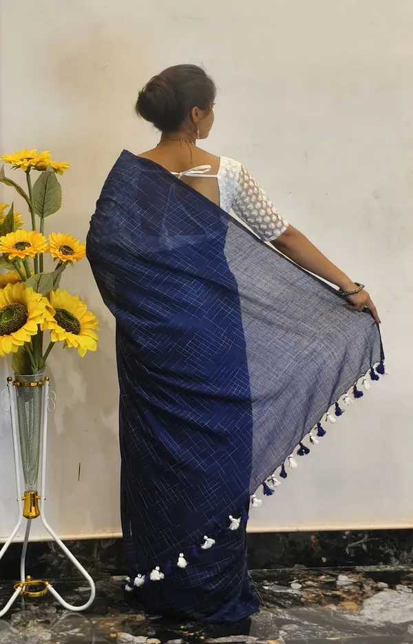 Navy_Blue_Masrise_Cotton_Checked_Saree_For_Women