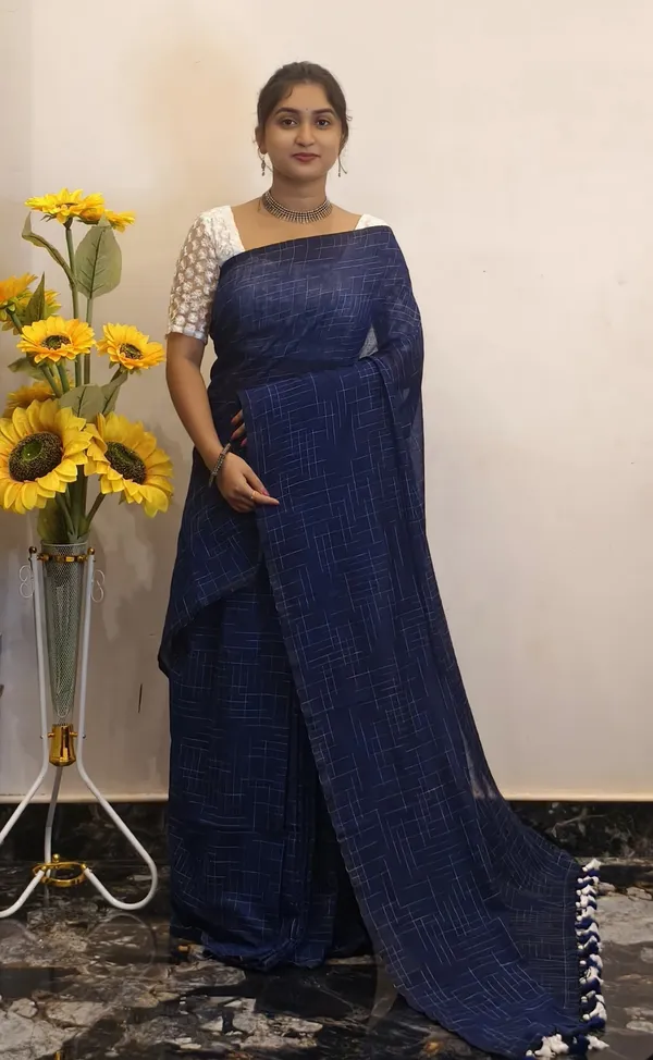 Navy_Blue_Masrise_Cotton_Checked_Saree_For_Women