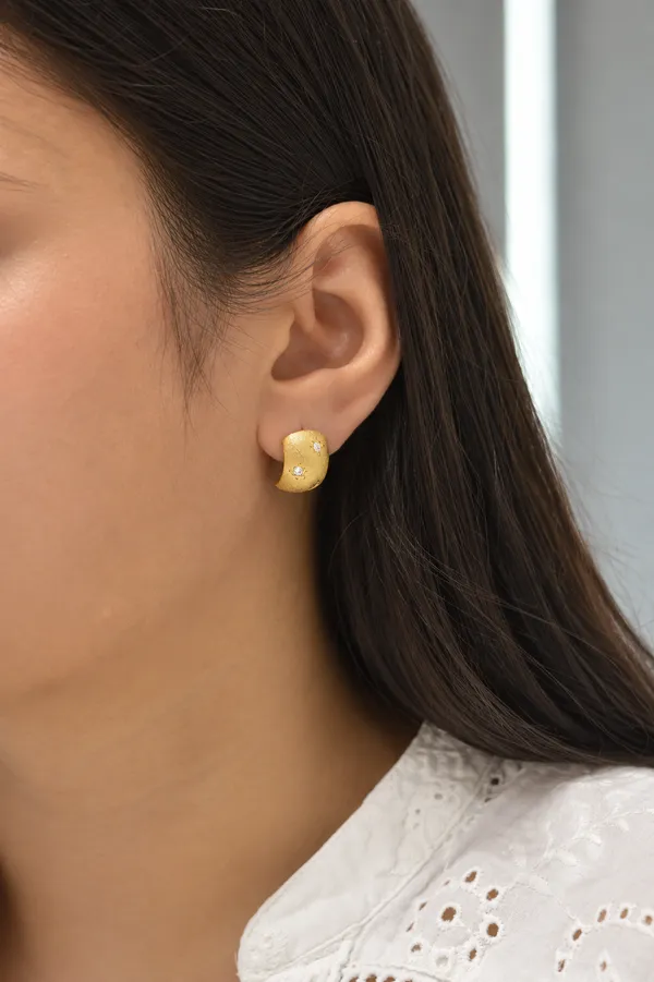 925_Silver_Brushed_Matte_Gold_Starburst_Huggies_Earring_for_Women