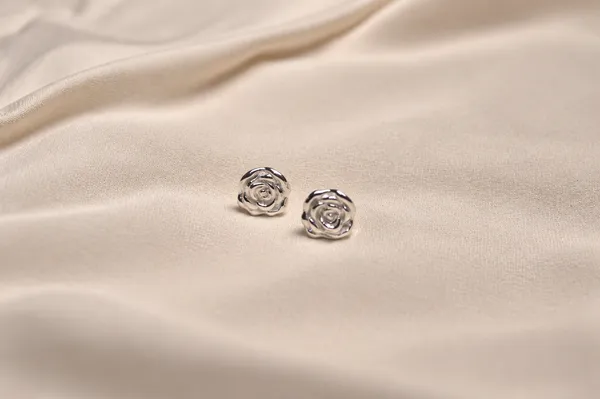 Platinum_Plated_925_Silver_Rose_Floral_Stud_Earrings_For_Women