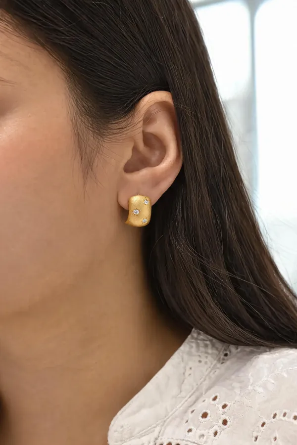 925_Silver_Brushed_Matte_Gold_Starburst_Huggies_Earring_for_Women